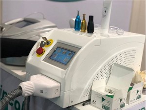 2019 Popular Q Switch ND YAG Laser Price/ Tattoo Removal Machine 1064 Nd Yag 532 Ktp Tattoo Removal