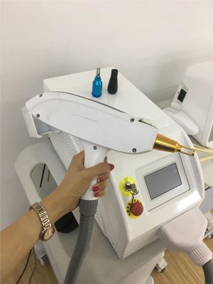 2021 Best Selling Removal Ndyag Q Switch Nd Yag Machine/Hot Sales Portable Freckles Pigmentation