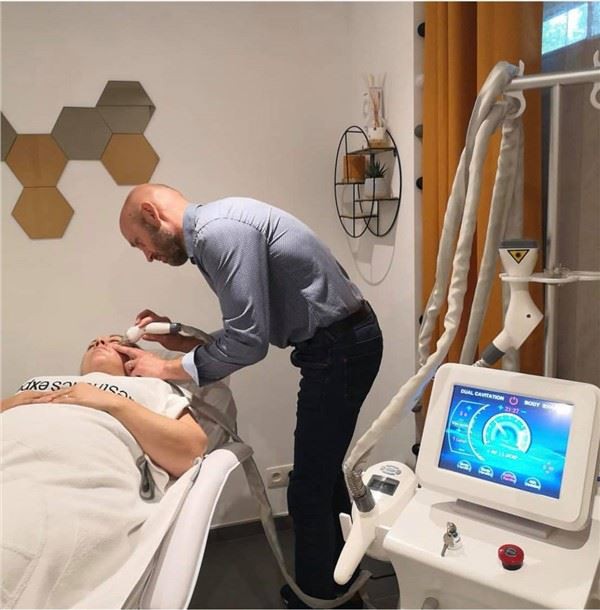 Velashape V10 Body Slimming Machine